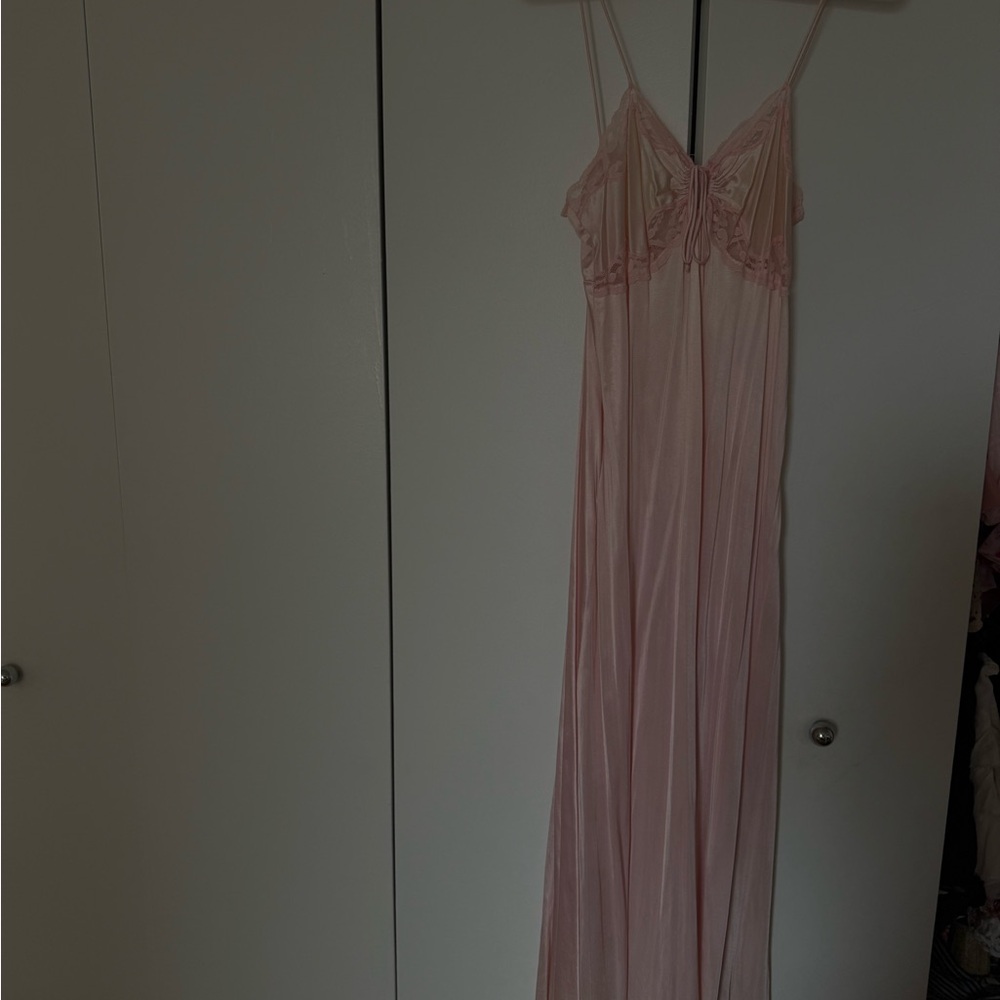 Vintage 1960’s Elegant Pink Slip Dress/Nightgown